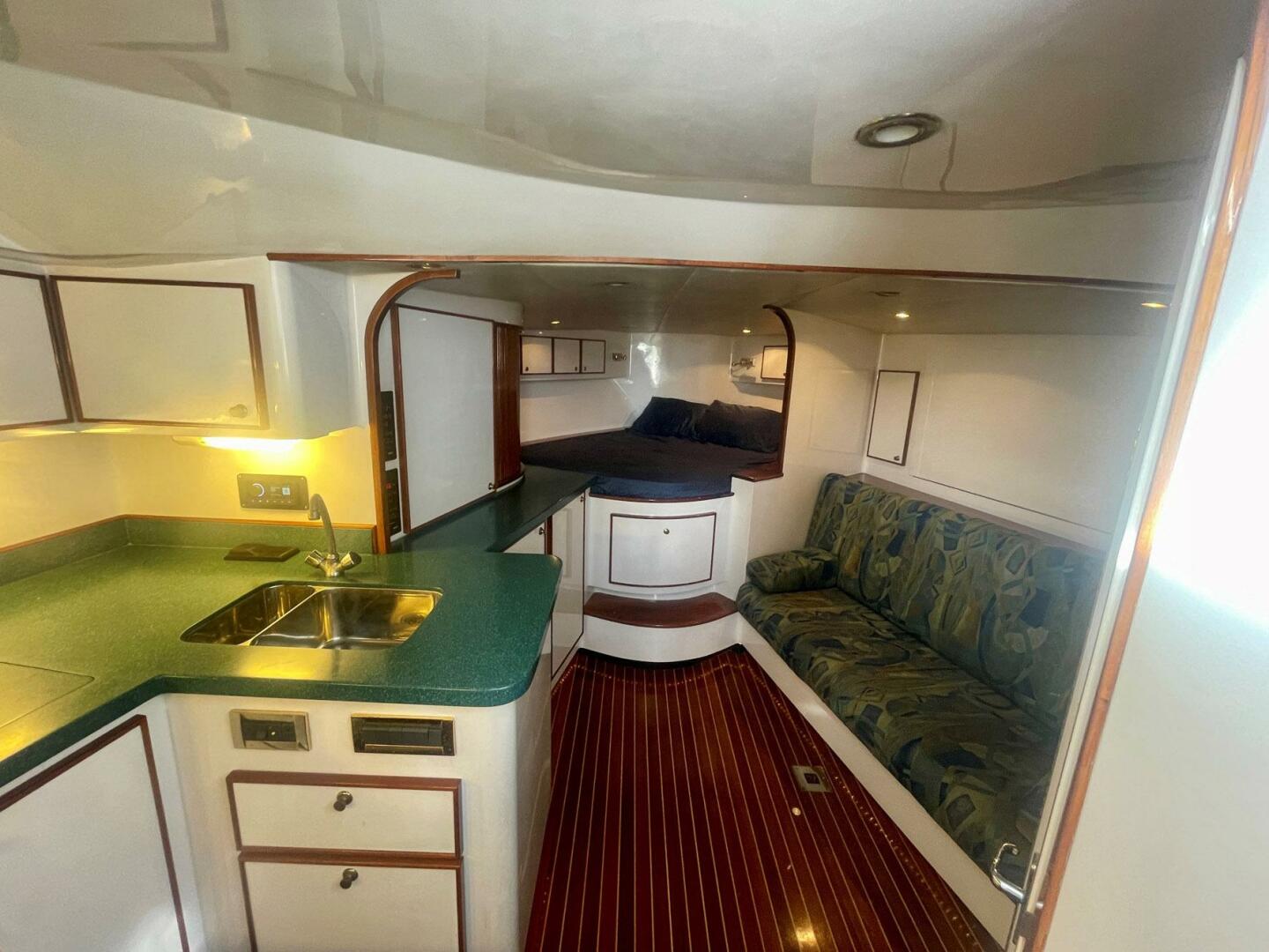 2005 Custom Carolina 40 DeSanti - Image 7