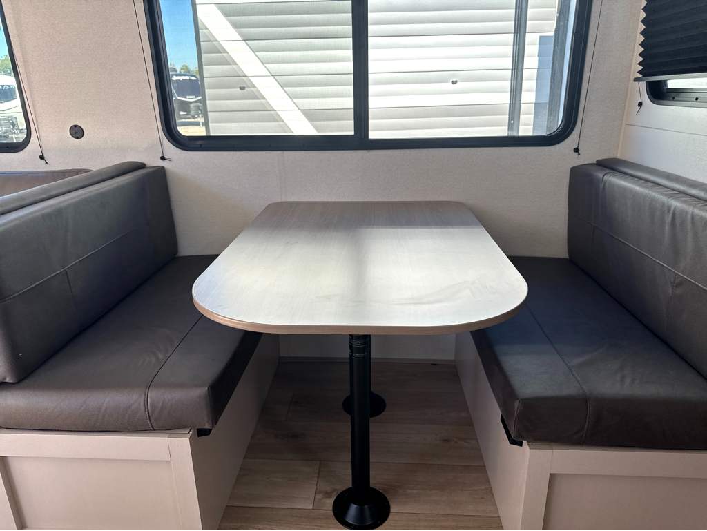 2027 JAYCO JAY FLIGHT 262RLS - Image 16