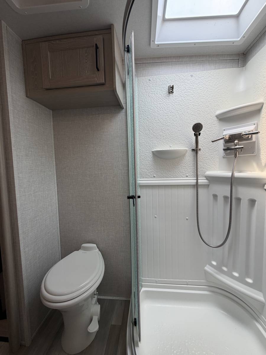 2022 Forest River Rockwood Ultra Lite 2883WS - Image 15