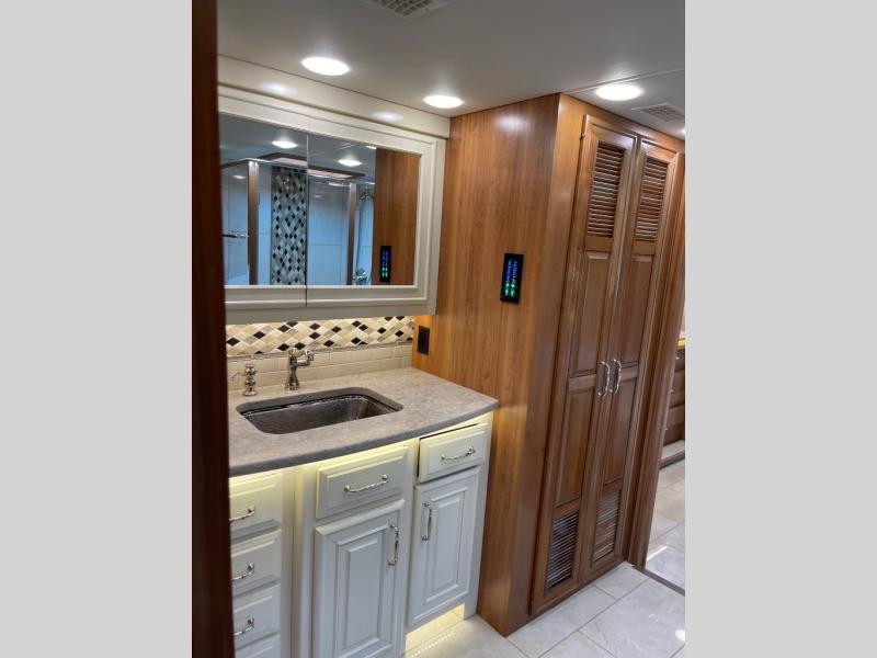 2019 Entegra Coach Cornerstone 45W - Image 33