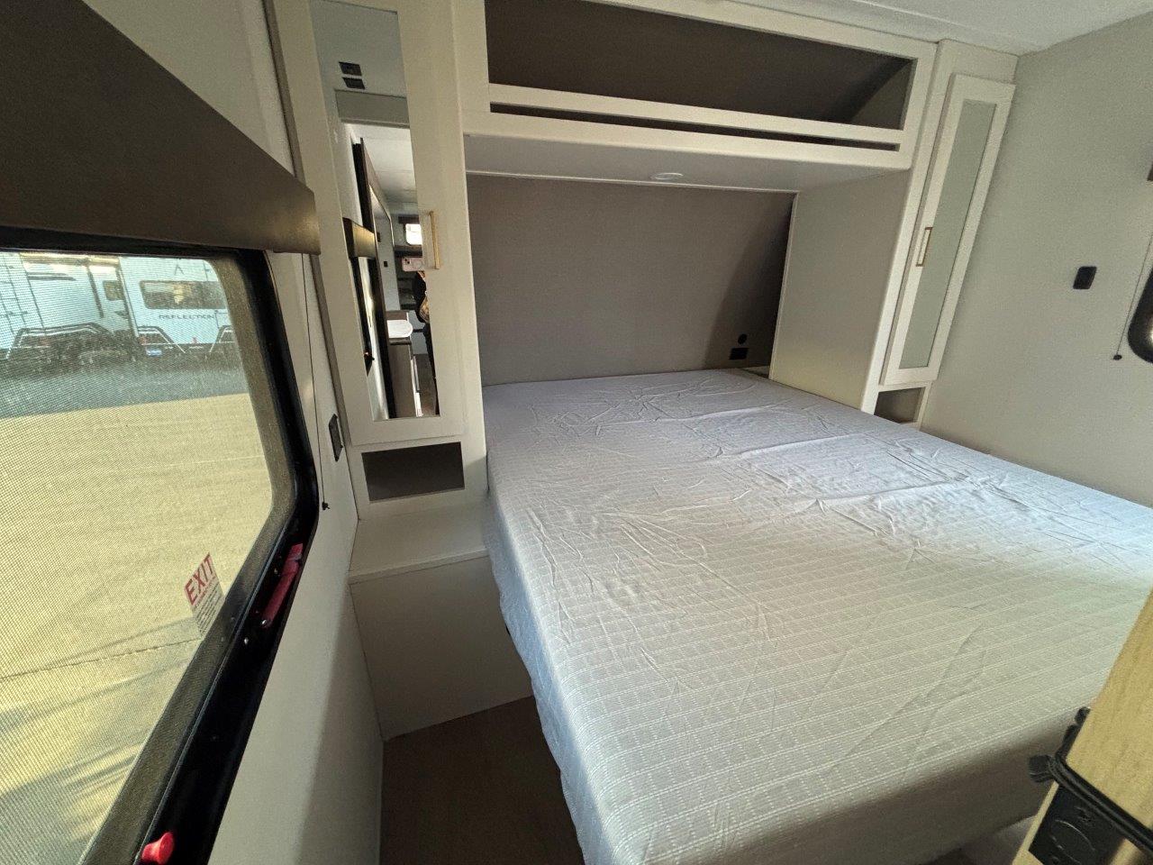 2027 Grand Design Transcend XPLOR 27DBX - Image 12