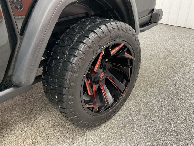2020 Jeep Gladiator Crew Cab Rubicon 4WD - Image 28