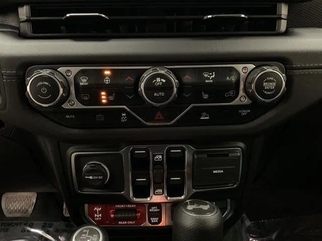 2025 Jeep Wrangler 4xe Rubicon 4x4 - Image 17