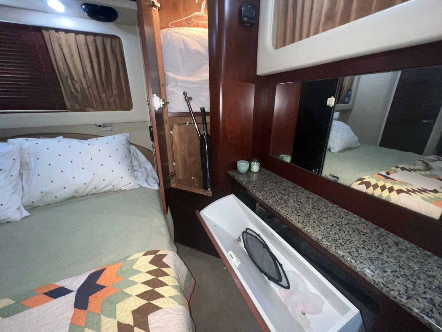 2006 Sea Ray 40 MY - Image 66