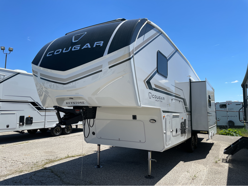 2026 Keystone Cougar Half-Ton 26RES - Image 4