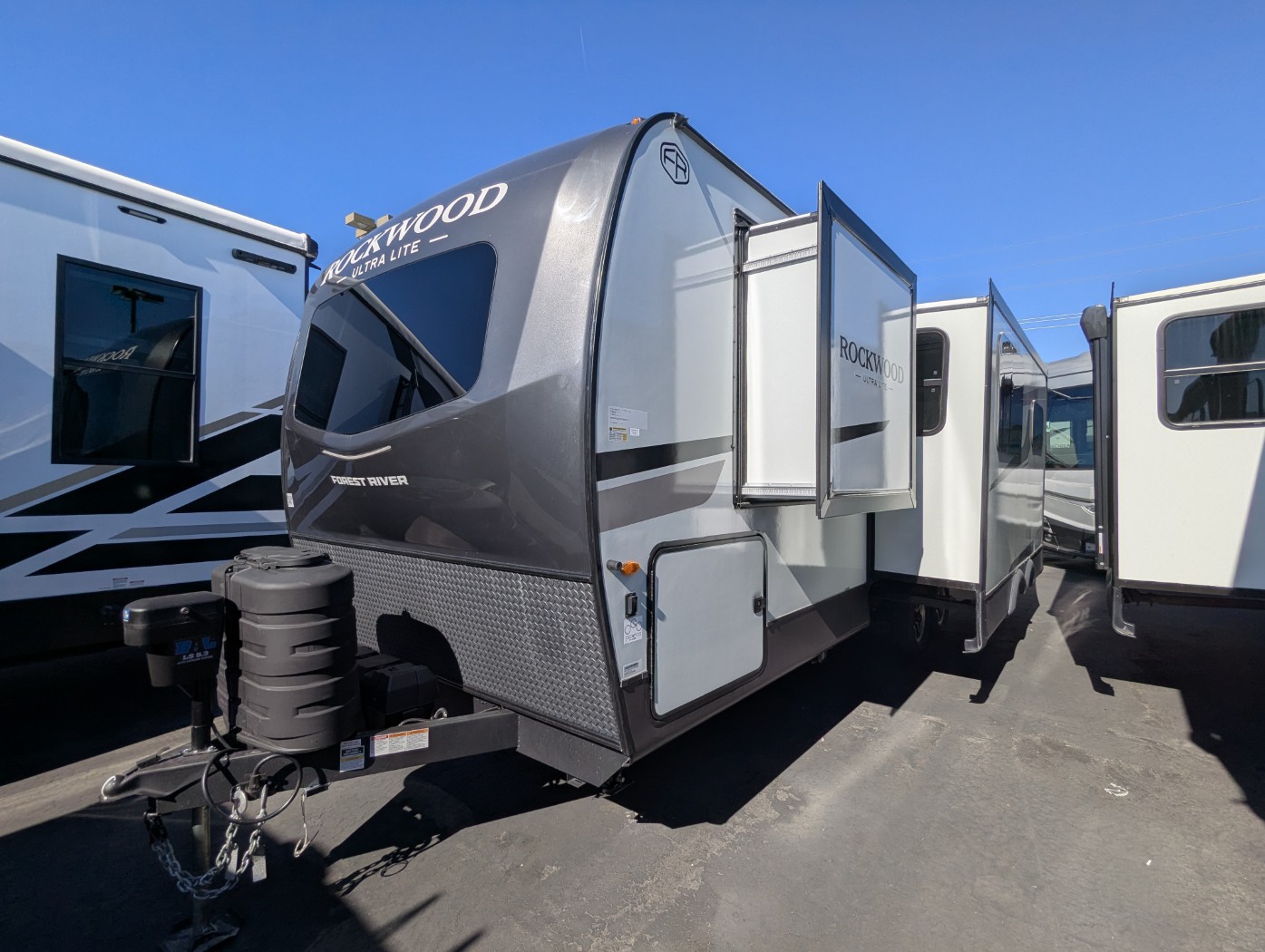 2026 Forest River Rockwood Ultra Lite 2606WS - Image 3