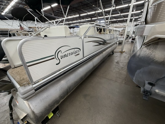 2003 LOWE SUNCRUISER TRINDAD 222 - Image 6