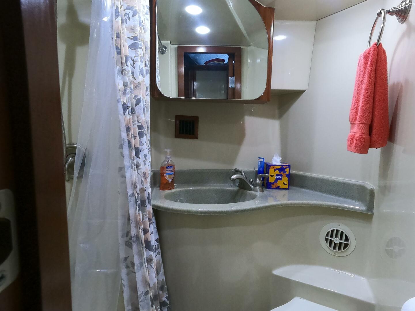 2006 Bluewater Yachts 5200 - Image 20