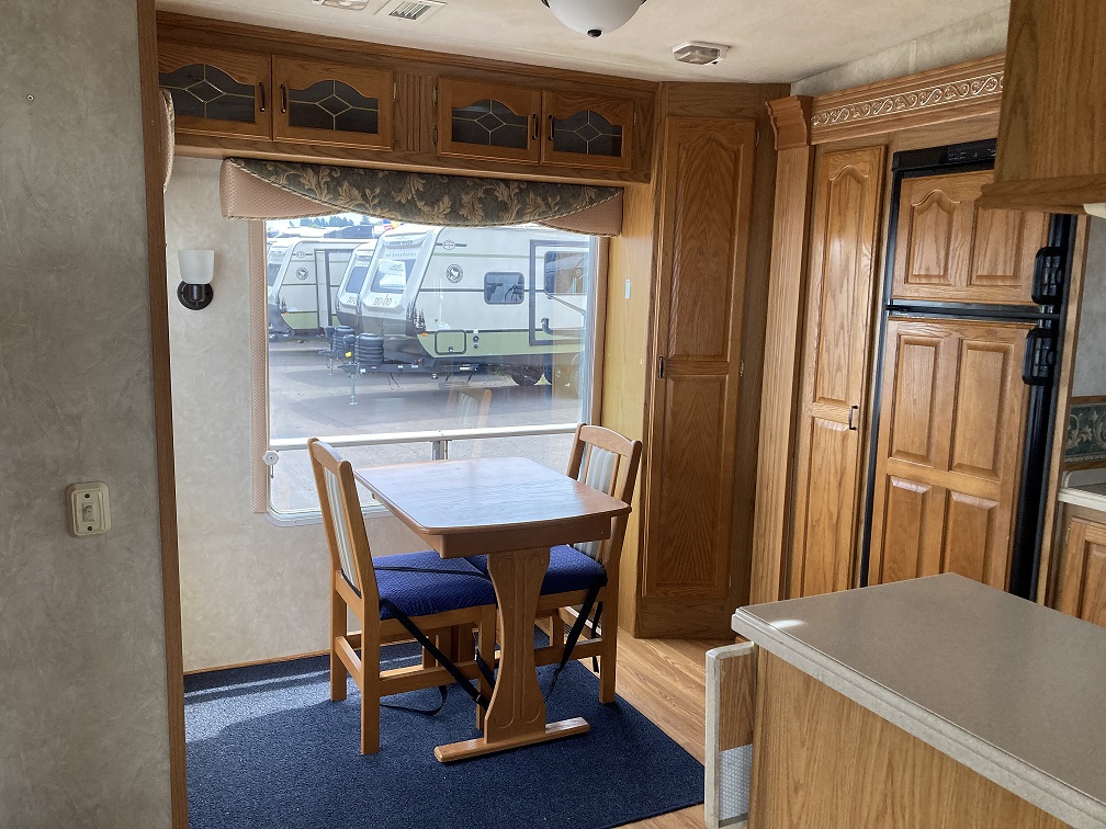 2006 NuWa Hitchhiker 36CK - Image 13