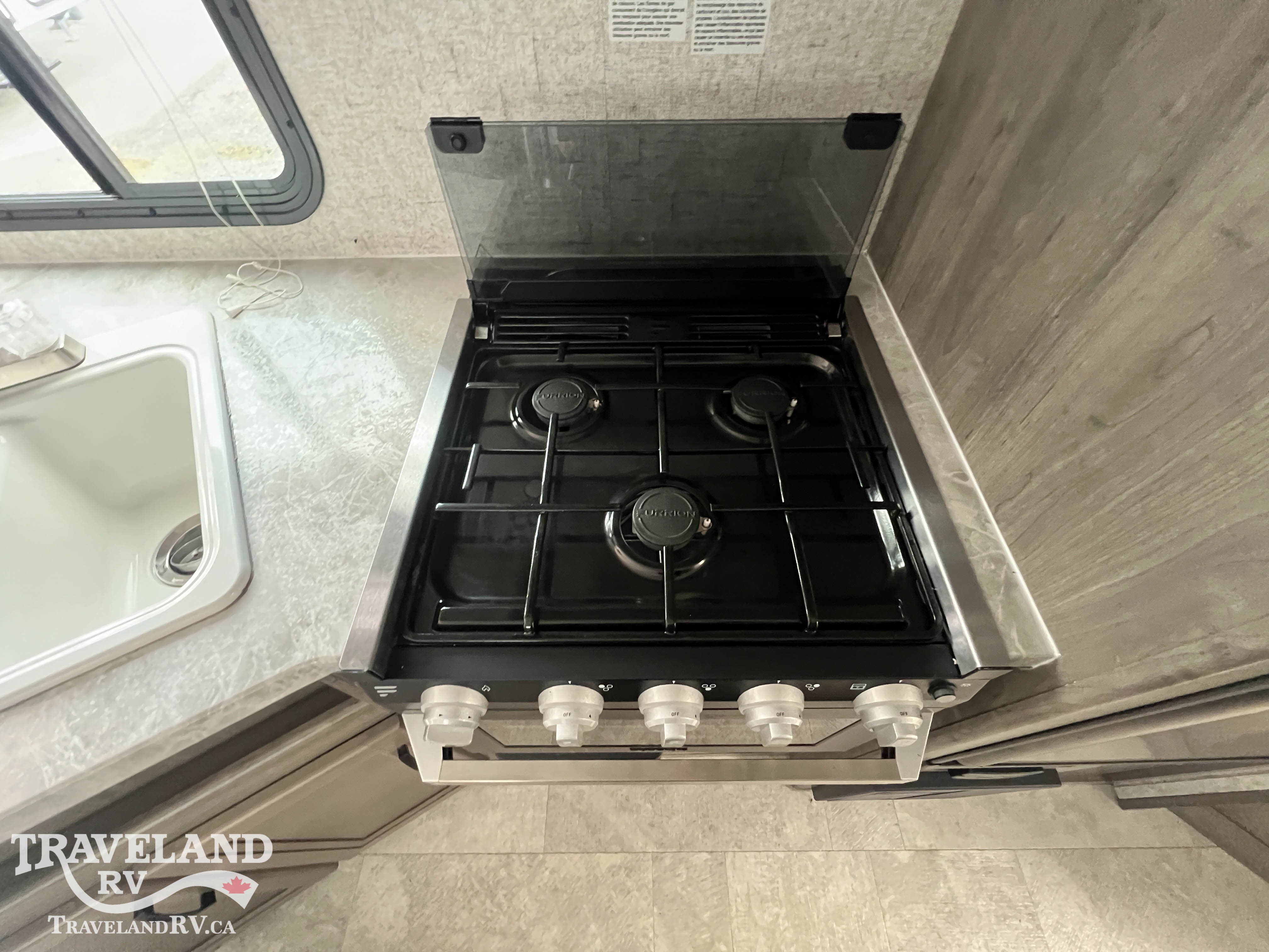 2020 COACHMEN APEX NANO 245BHS - Image 15