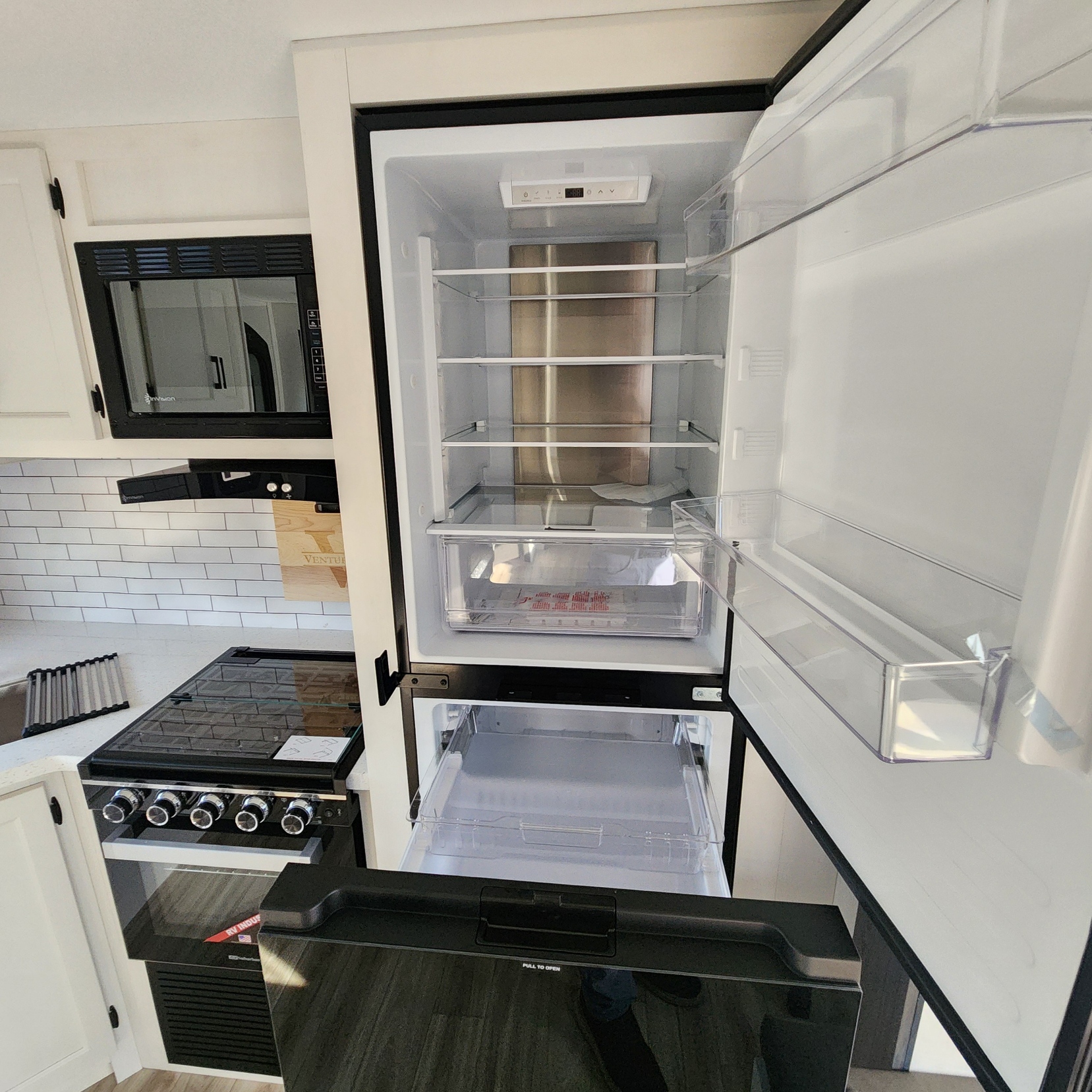 2026 VENTURE RV SPORTTREK 272VRK - Image 19