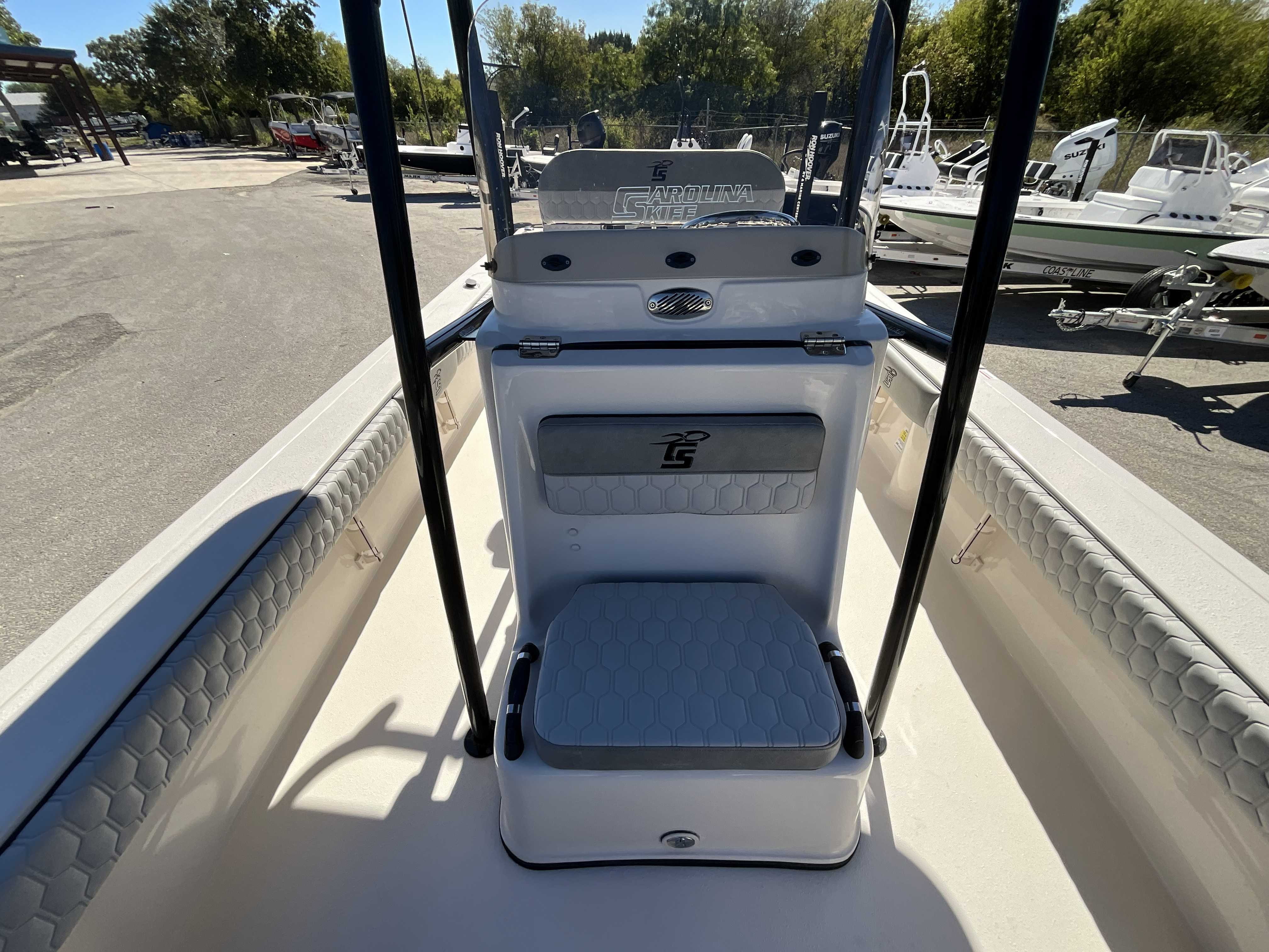 2026 Carolina Skiff 26 Ultra Elite - Image 6