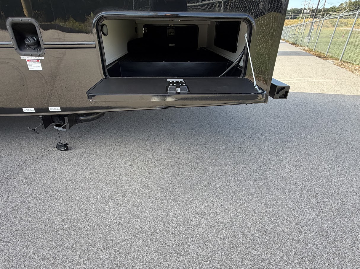 2027 JAYCO GREYHAWK 30Z - Image 4