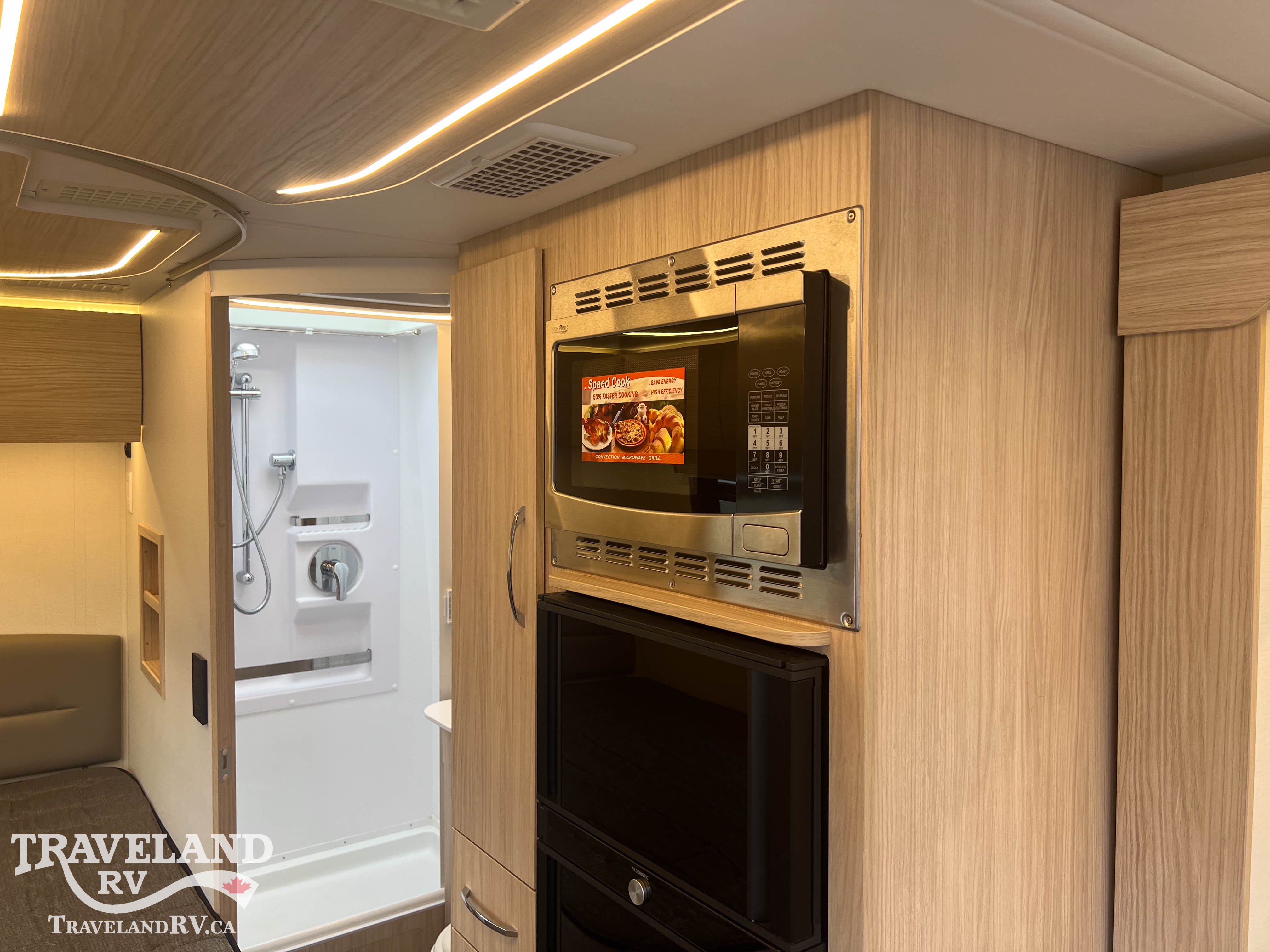 2023 Leisure Travel Unity U24CB - Image 20
