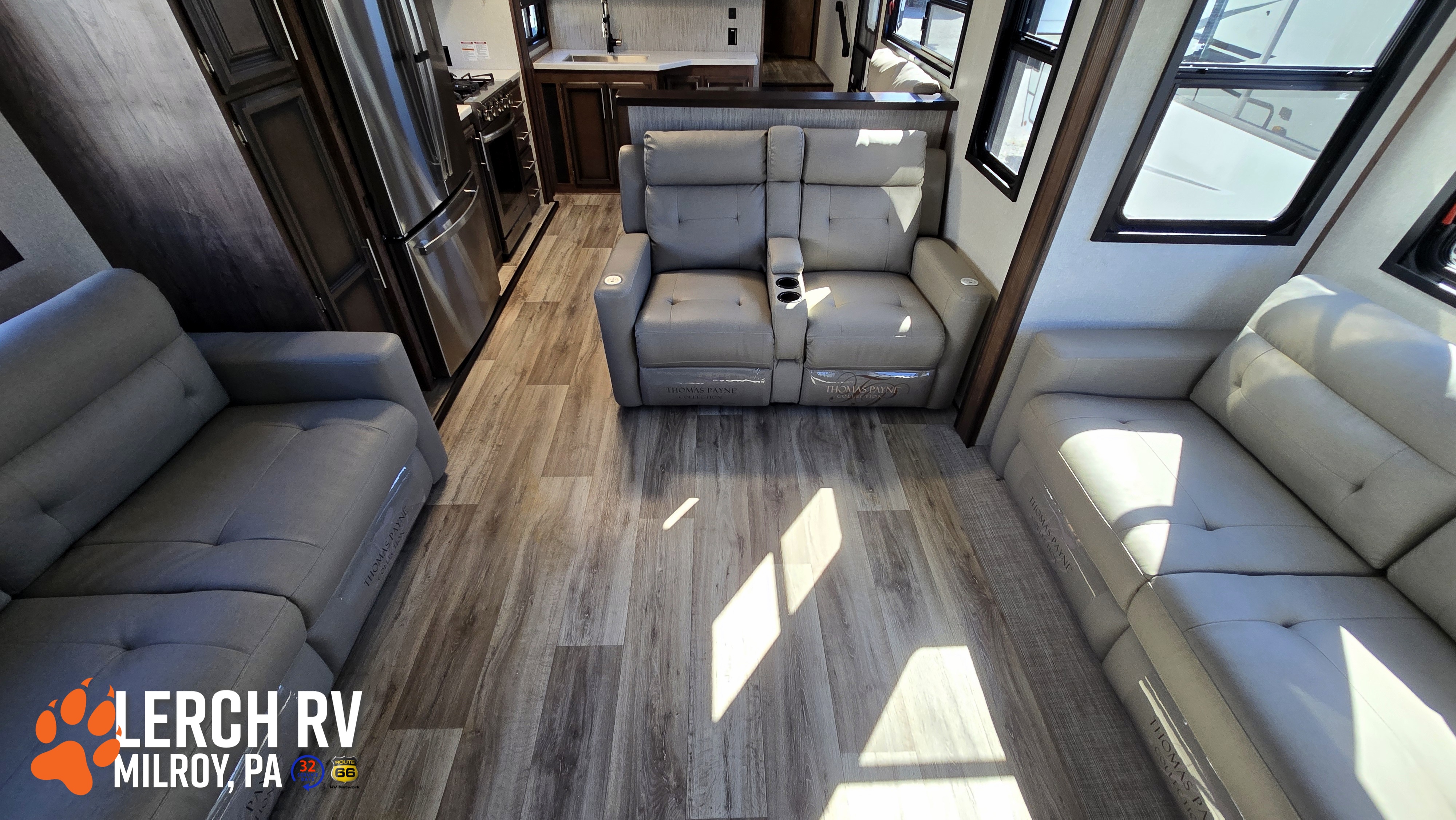 2021 KZ RV Durango D326RLT - Image 17