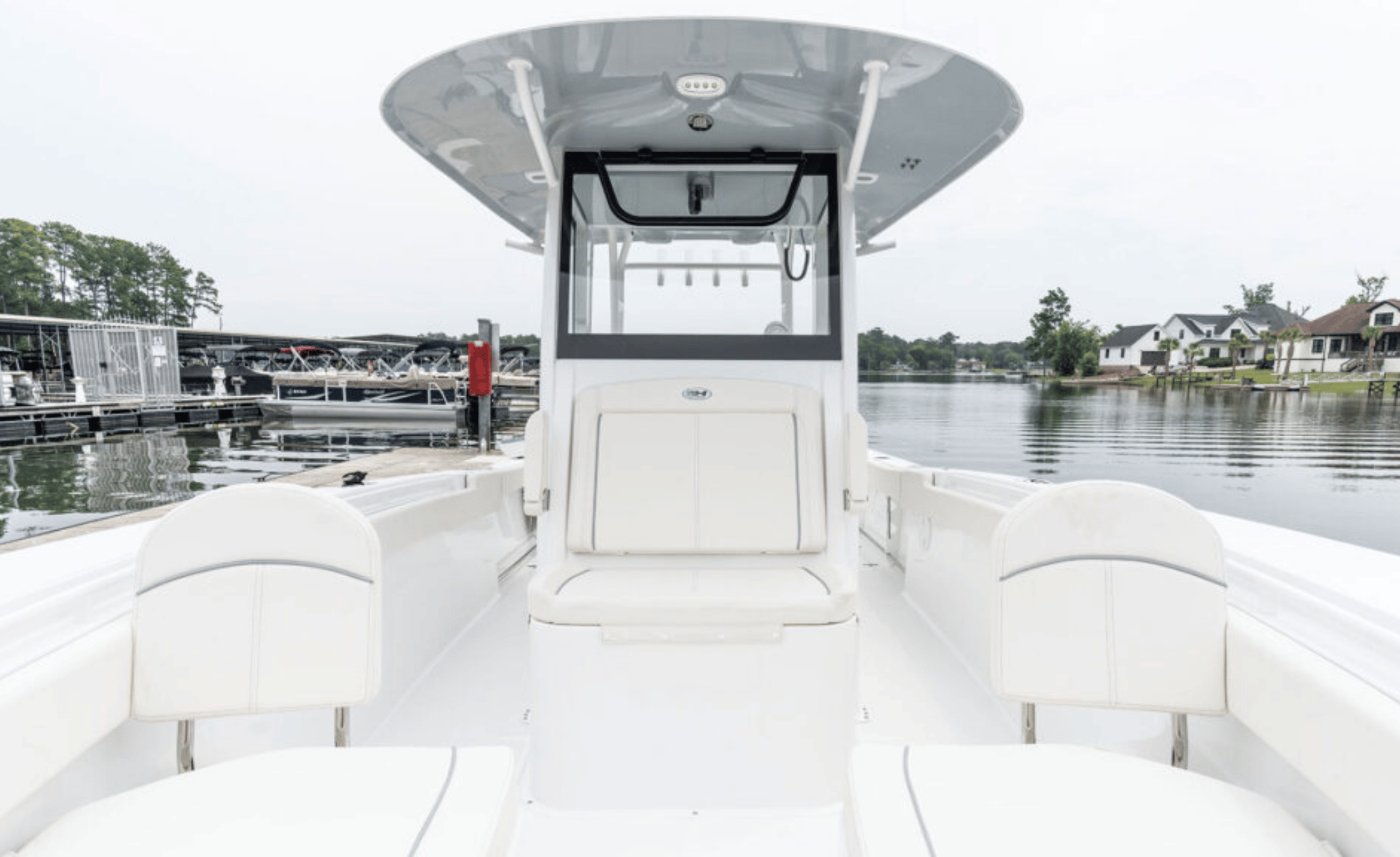 2027 Sea Hunt Gamefish 30FS - Image 14