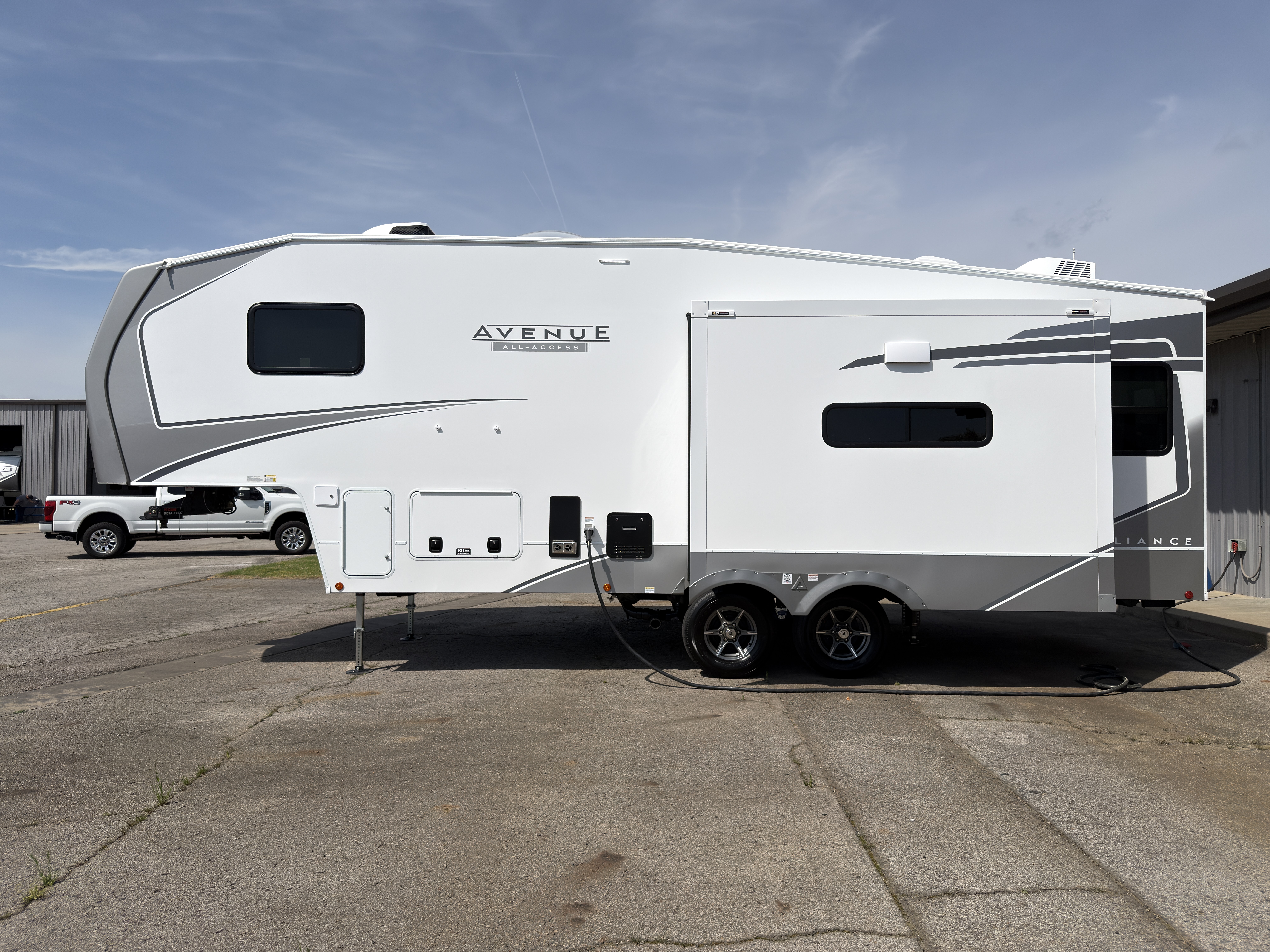 2026 Alliance RV Avenue 25RL - Image 4