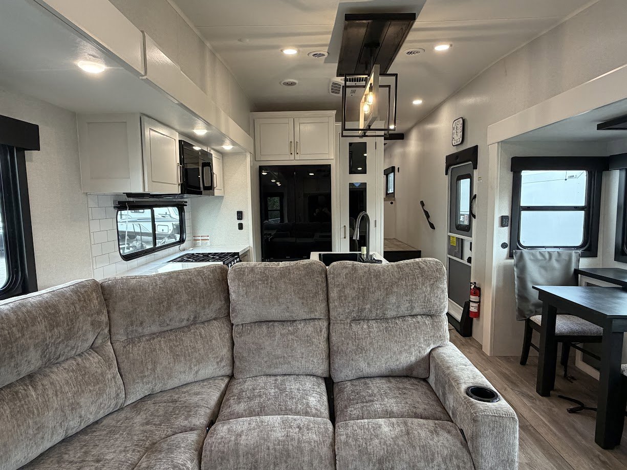 2026 JAYCO EAGLE 335LSTS - Image 16