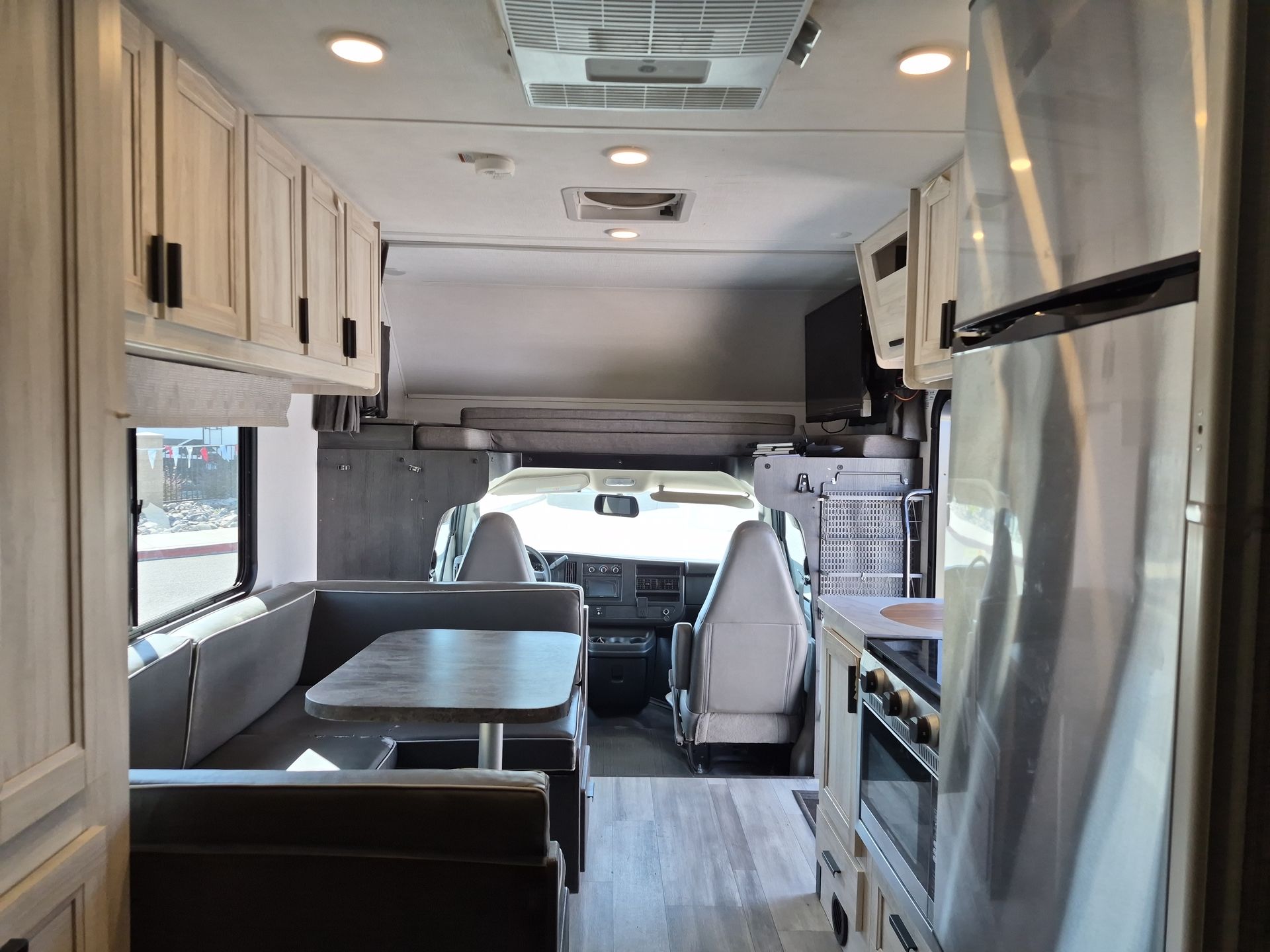 2023 Forest River Sunseeker LE 2350LE - Image 16