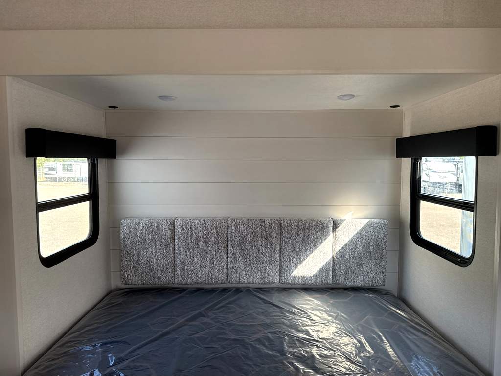 2027 JAYCO EAGLE 265FKDS - Image 20