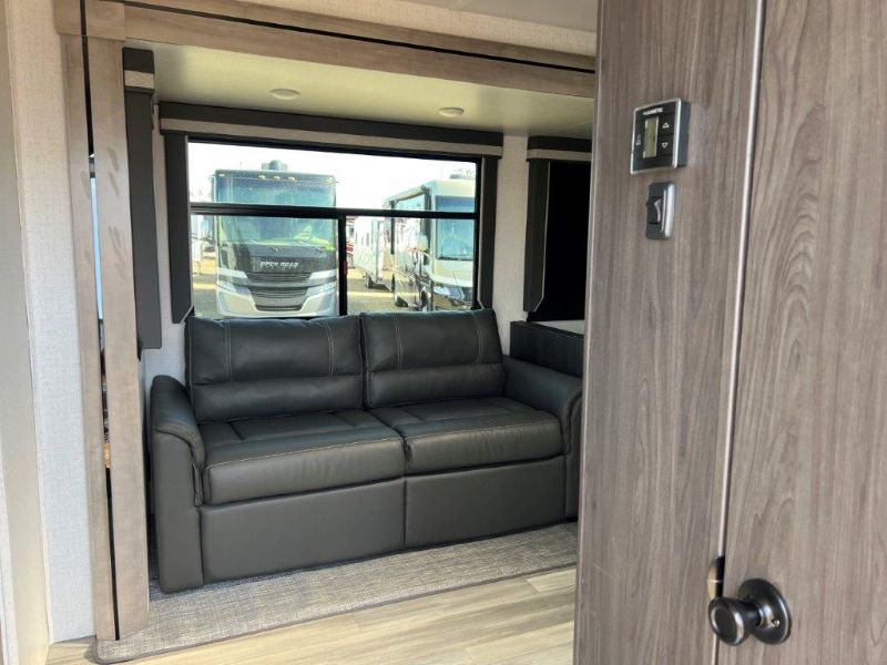 2022 Winnebago Voyage V3033BH - Image 3