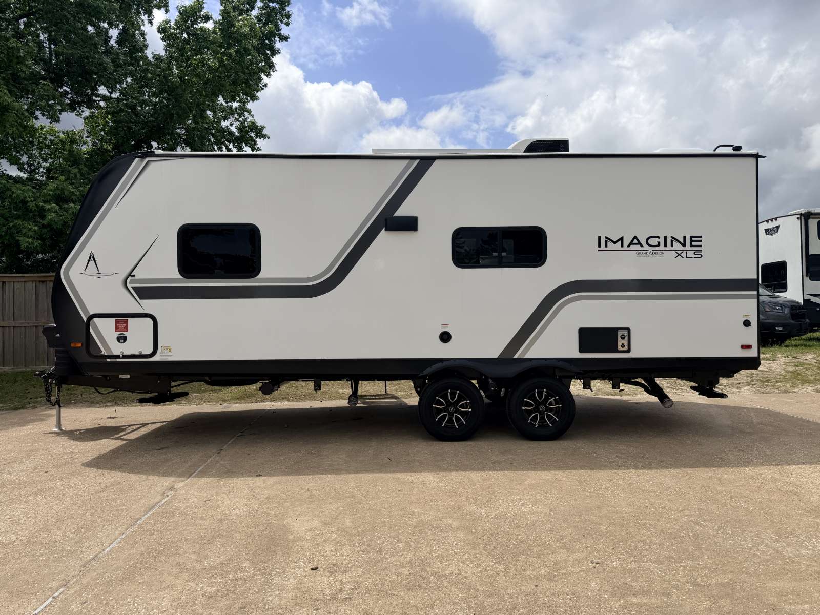 2026 Grand Design Imagine XLS 22RBE - Image 4