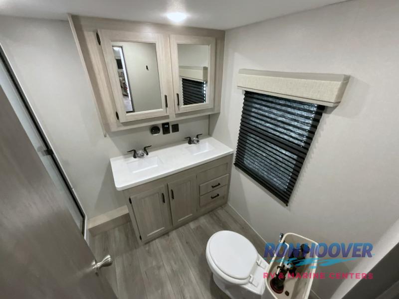 2026 COACHMEN 43CONDO - Image 33