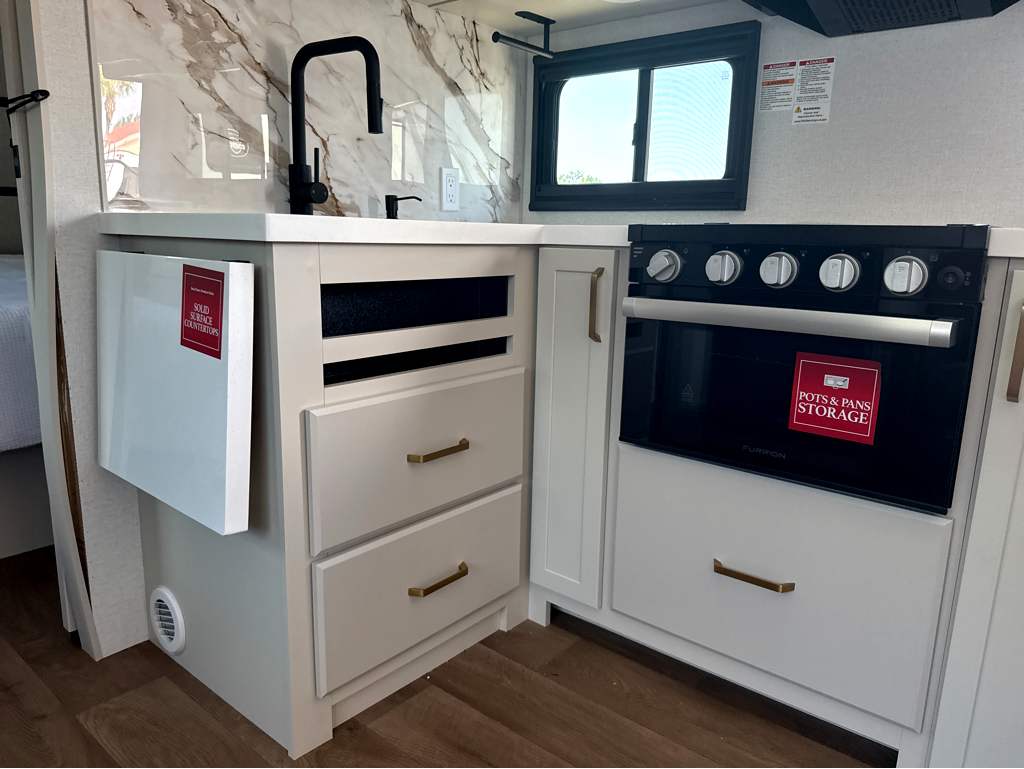2027 GRAND DESIGN IMAGINE 2470BH - Image 18