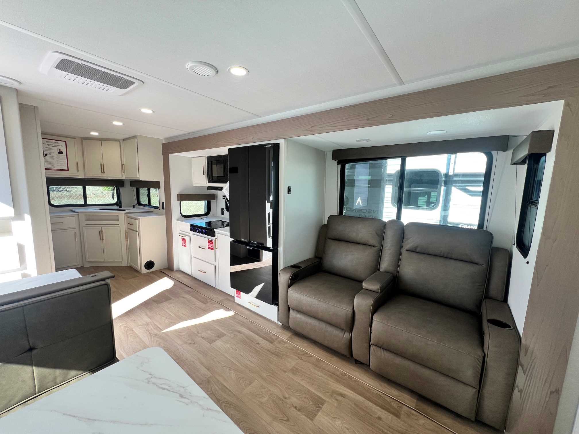 2026 Grand Design Transcend XPLOR 25MLX - Image 7