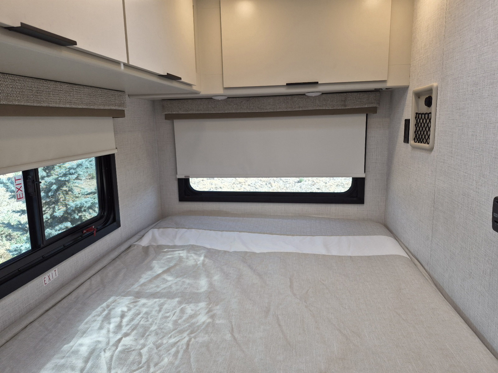 2027 Thor Motor Coach Four Winds Espec 21Z - Image 15