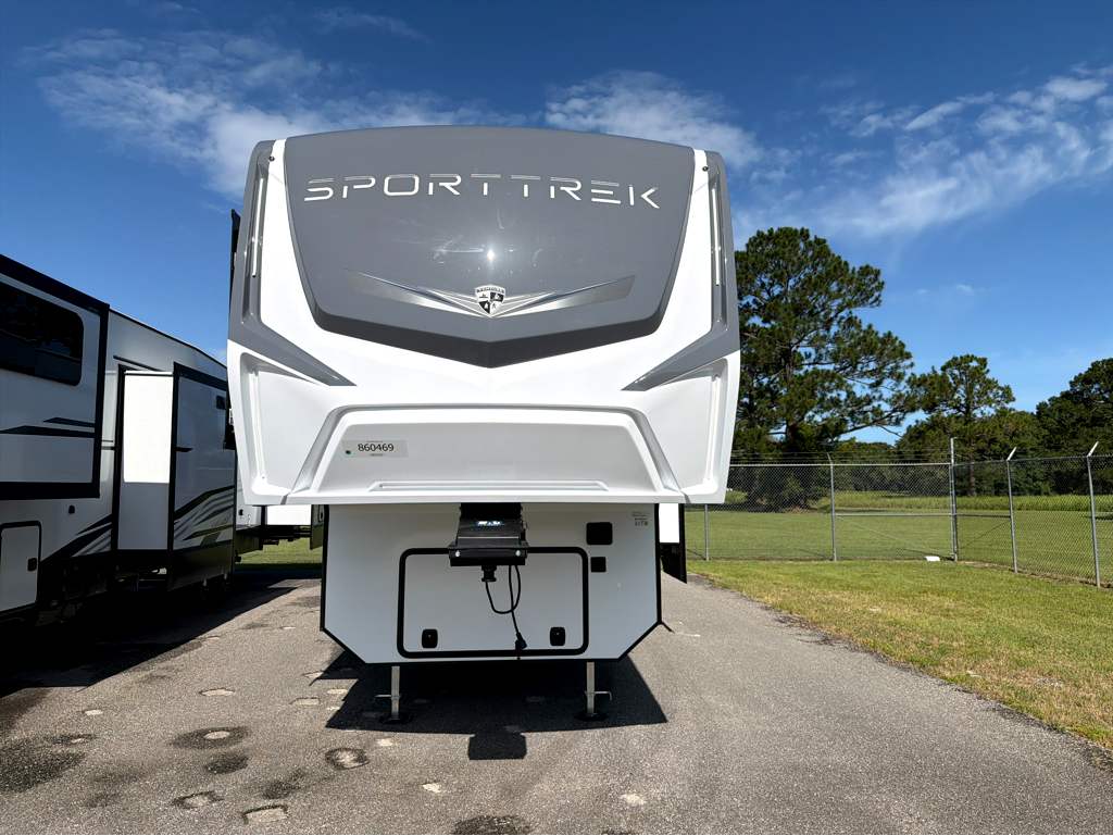 2027 VENTURE RV SPORTTREK 312VTB - Image 2