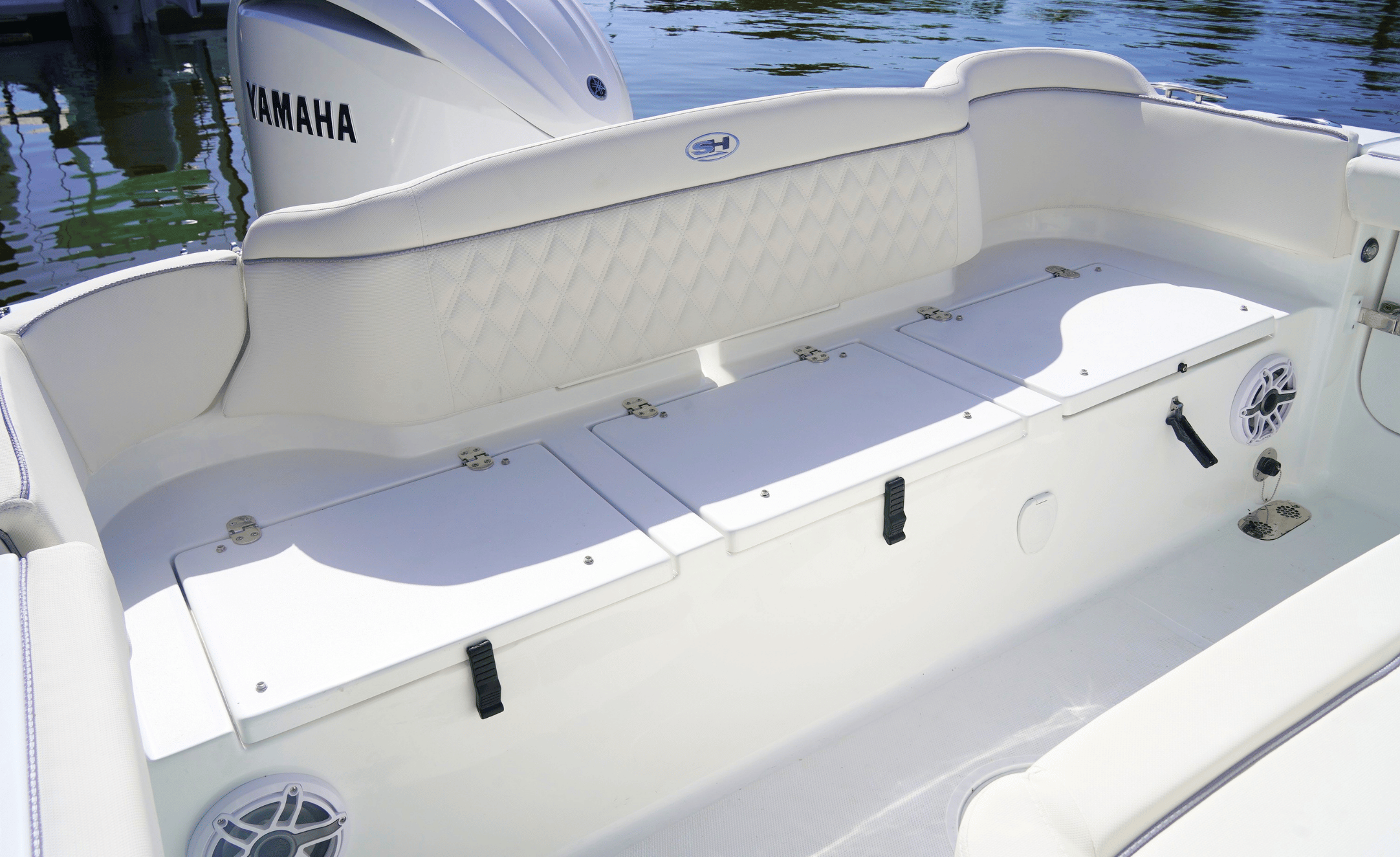2027 SEA HUNT ULTRA 255SE - Image 19