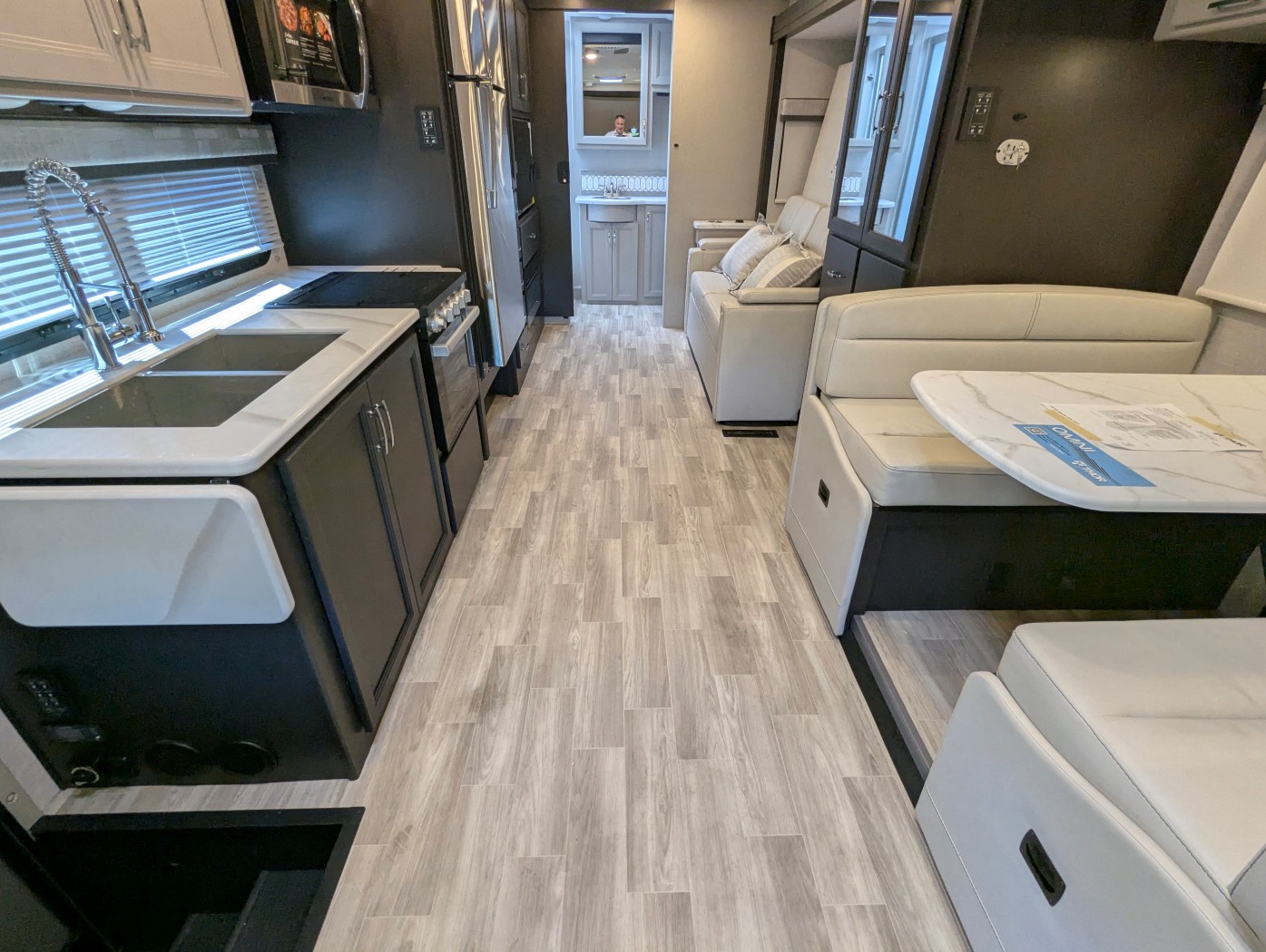 2026 Thor Motor Coach Omni Trail S29 - Image 15