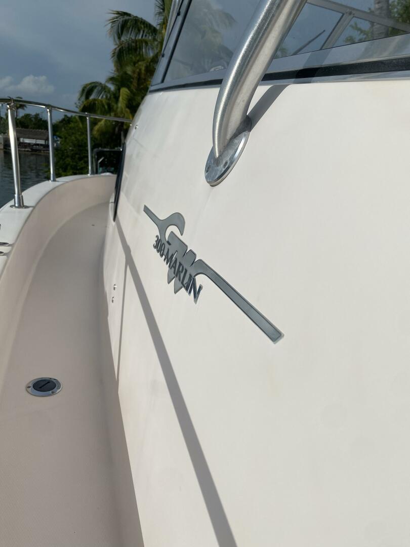 2005 Grady-White Marlin 300 - Image 11