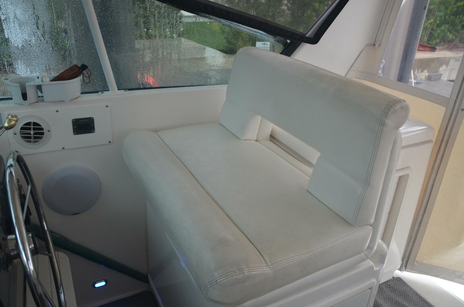 2001 Tiara Yachts 4100 Open - Image 23