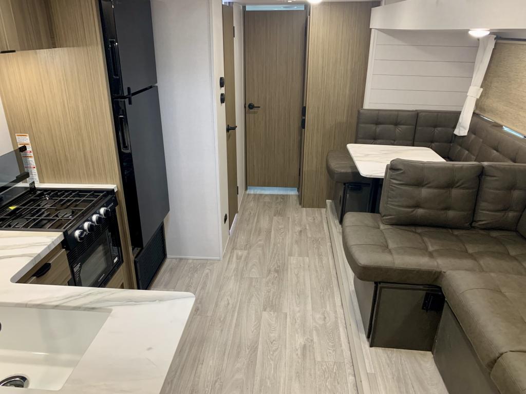 2027 Forest River Salem Cruise Lite 28VBXL - Image 12