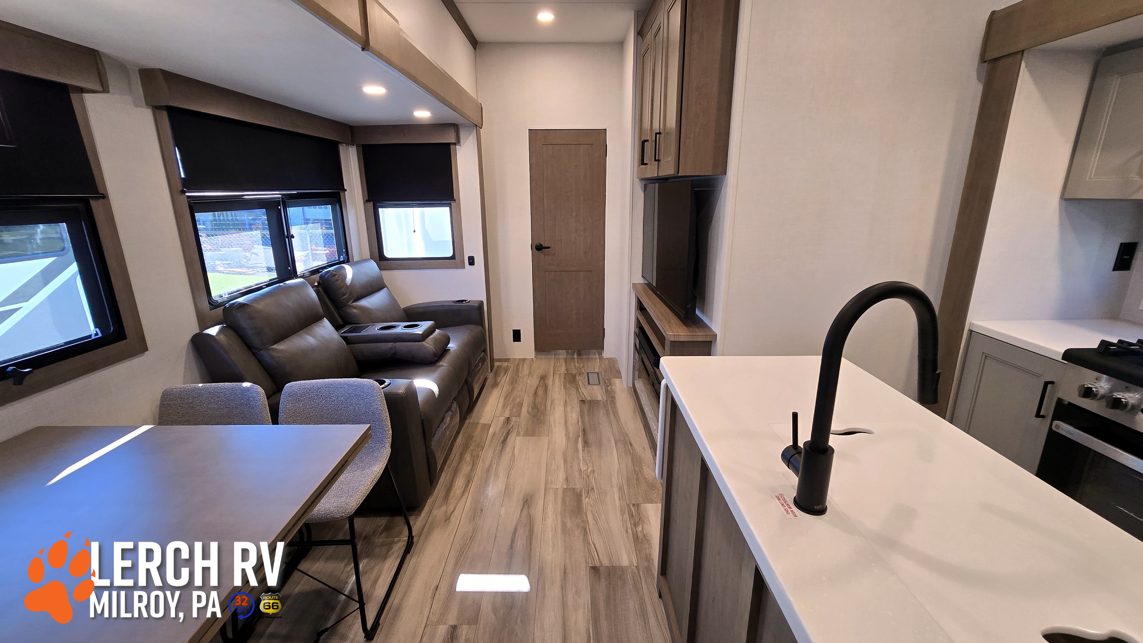 2027 KZ RV Durango D348BHF - Image 55
