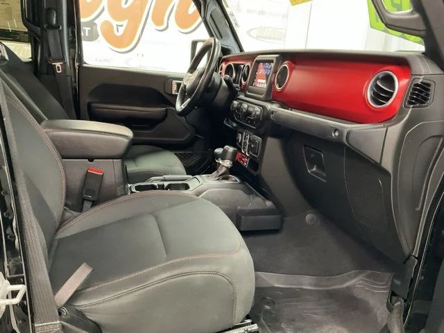 2020 Jeep Gladiator Crew Cab Rubicon 4WD - Image 25