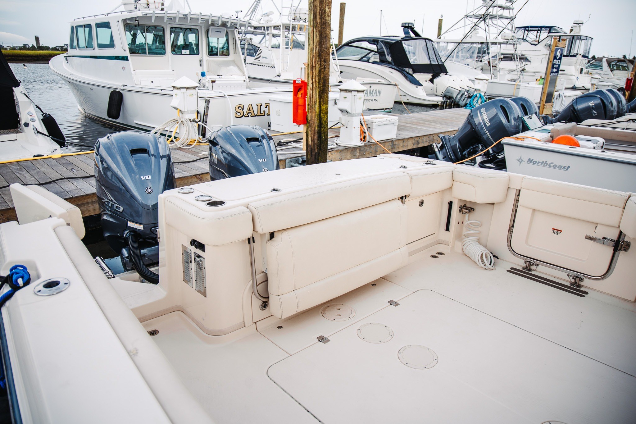 2020 Grady-White Express 330 - Image 90