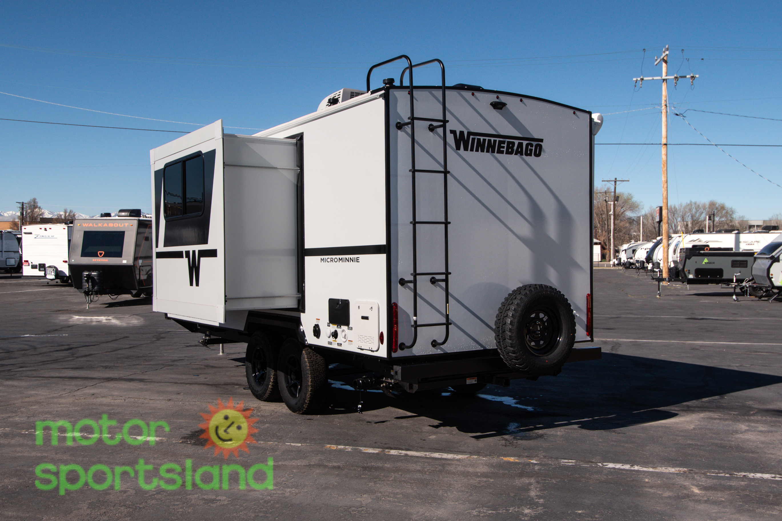 2026 Winnebago Micro Minnie 2108DS - Image 8