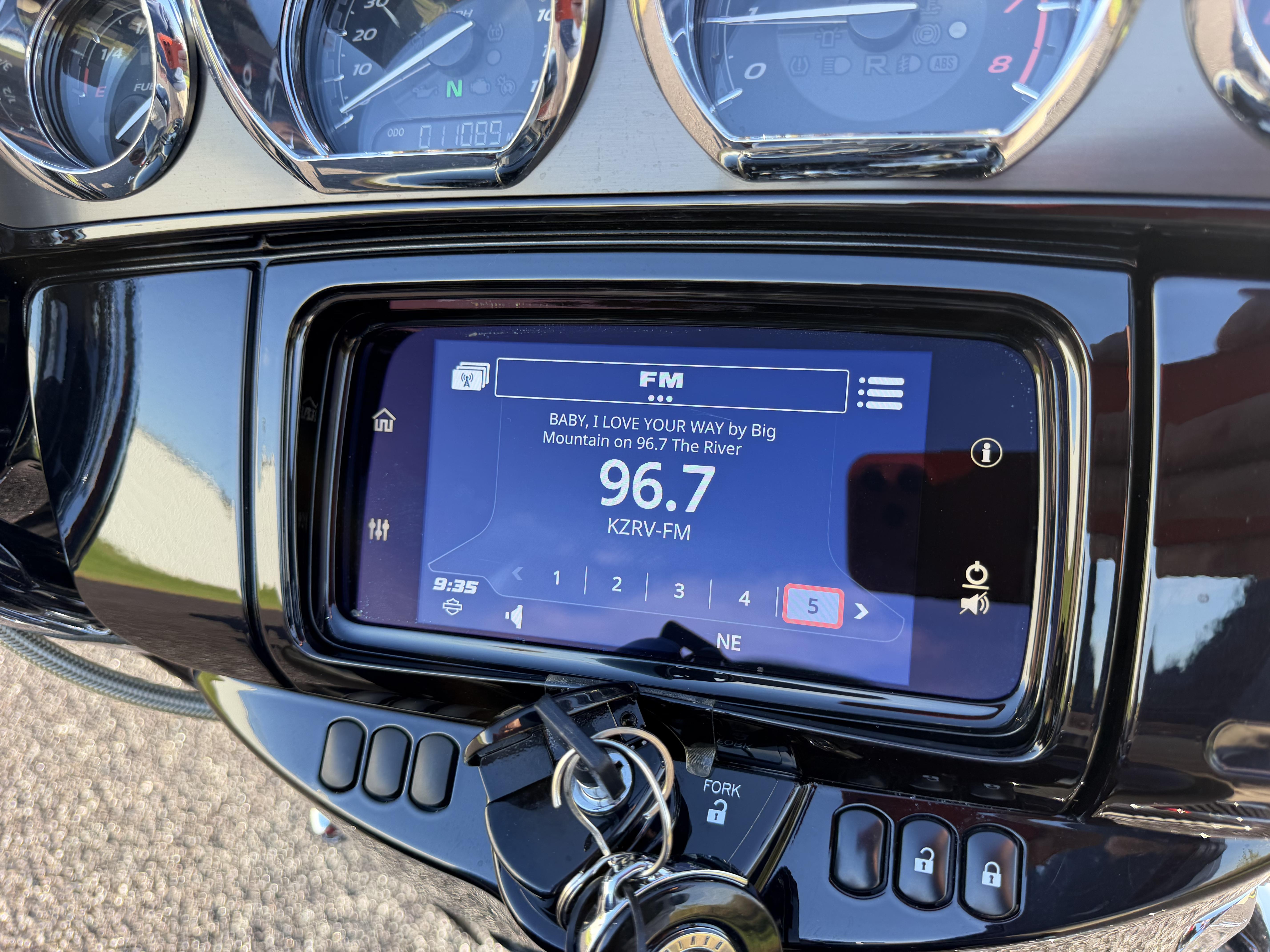 2021 HARLEY DAVIDSON STREET GLIDE 117 CVO - Image 7