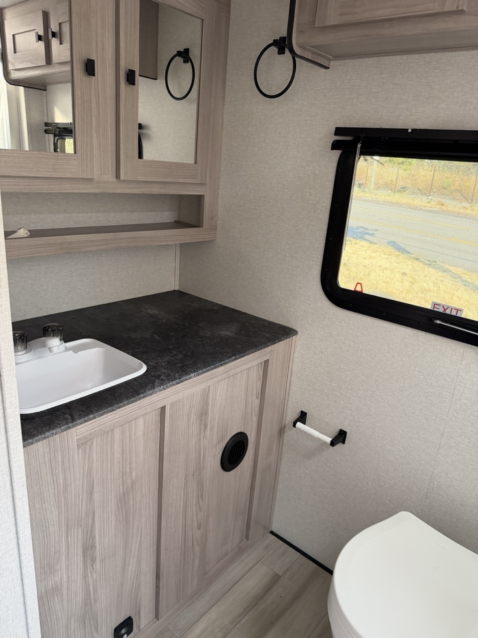 2024 Coachmen Northern Spirit Ultra Lite 2557RB - Image 16