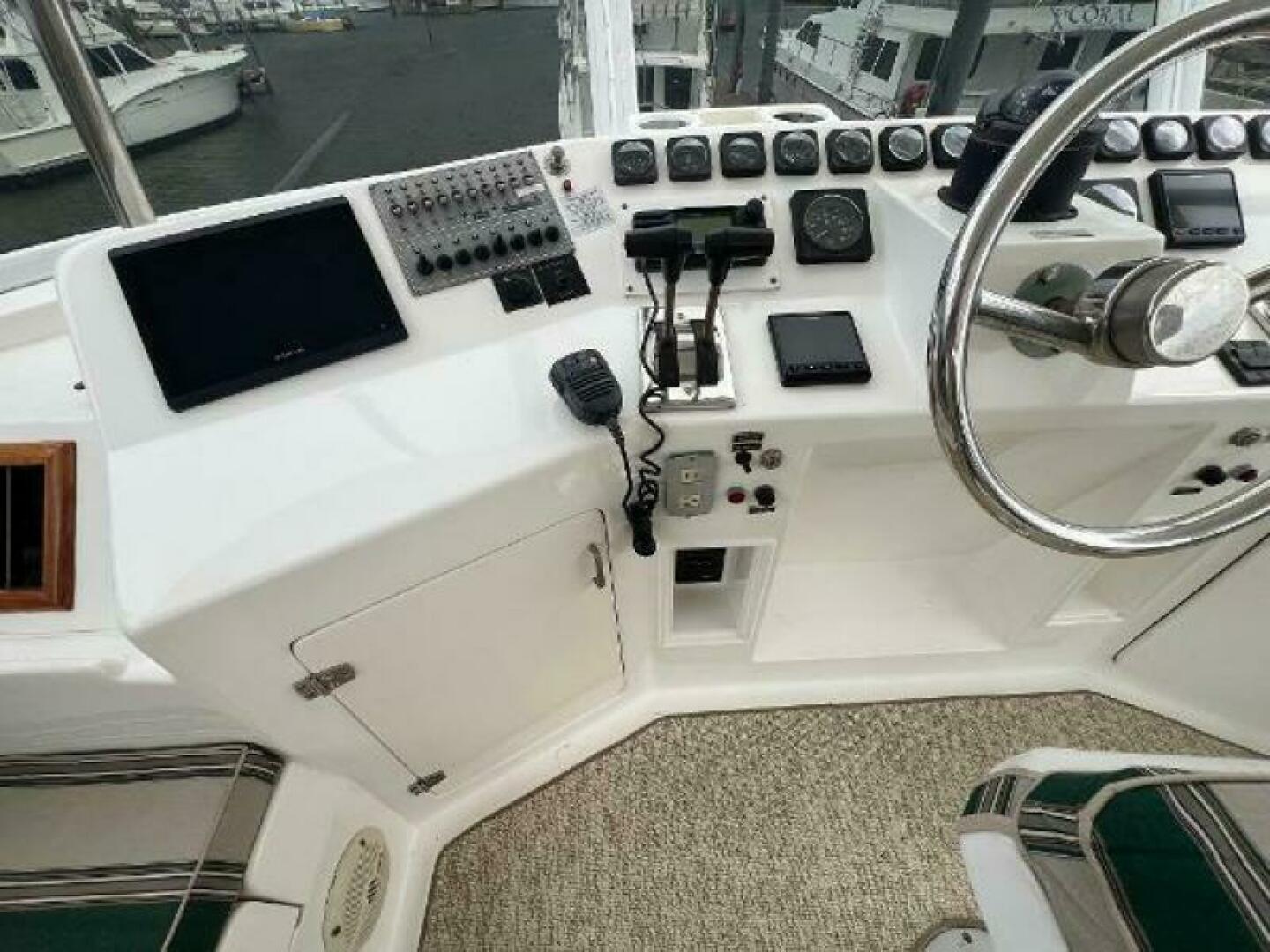 1998 Hyatt 51 Aft Cabin MY - Image 28