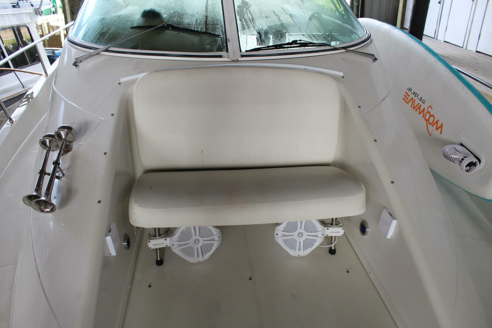 2004 Carver 360 Mariner - Image 21
