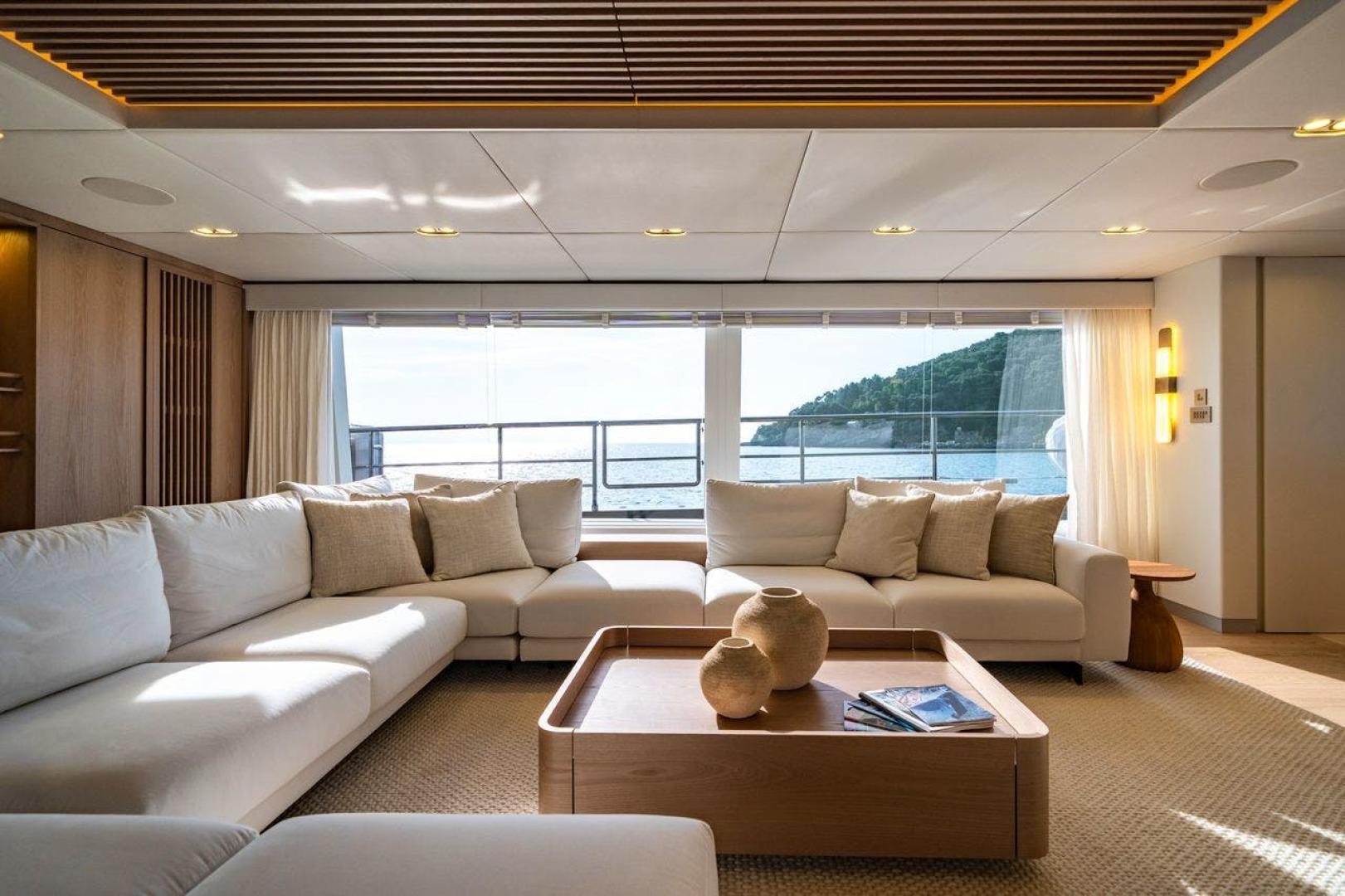 2025 SUNREEF YACHTS Sunreef 100 Power - Image 29