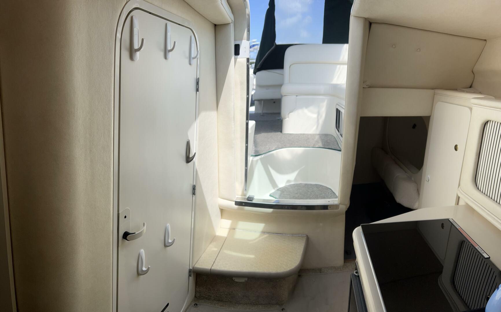 2001 Sea Ray 260 Sundancer - Image 13