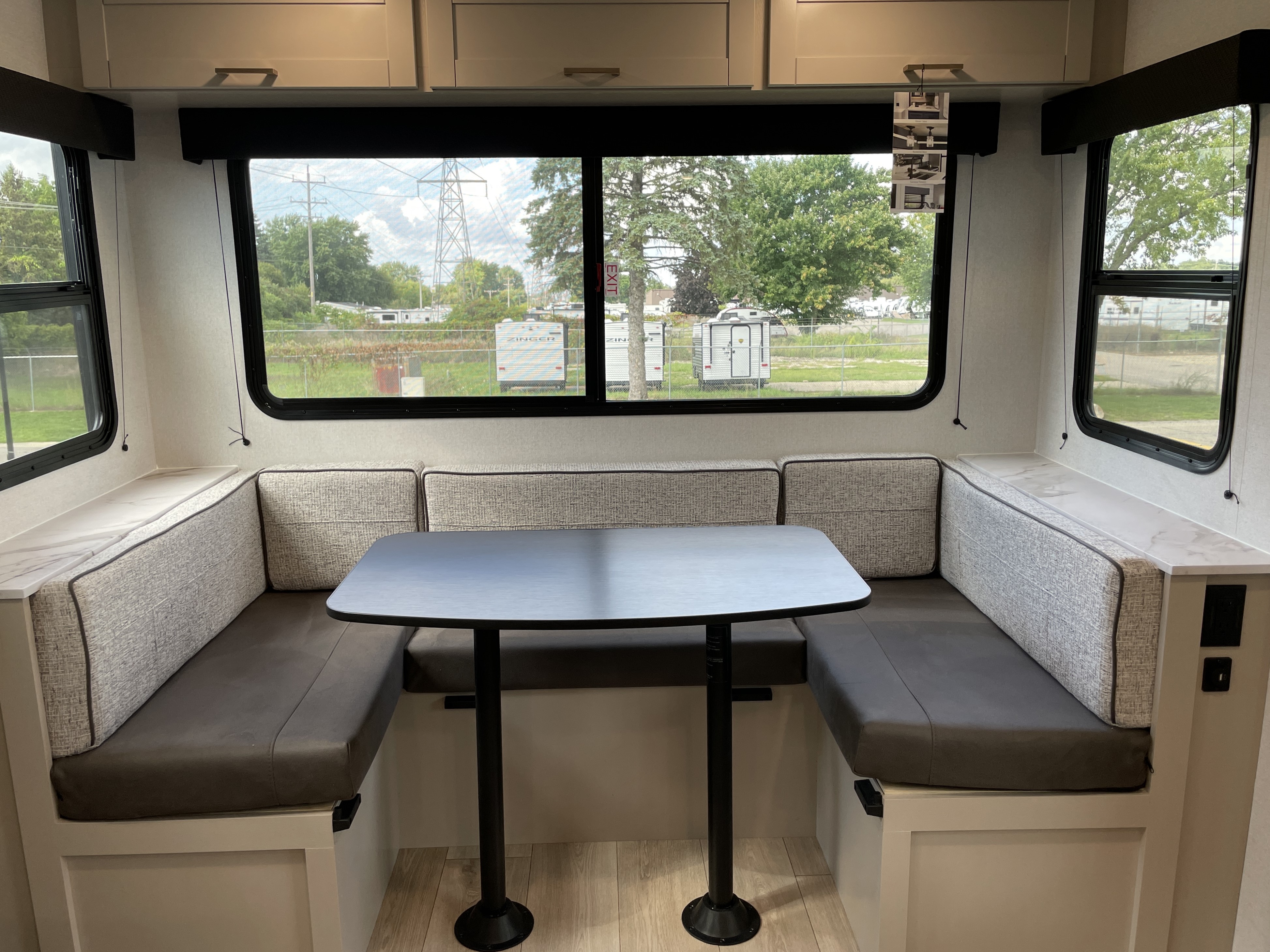 2027 Jayco Jay Feather SL 25RLSL - Image 8