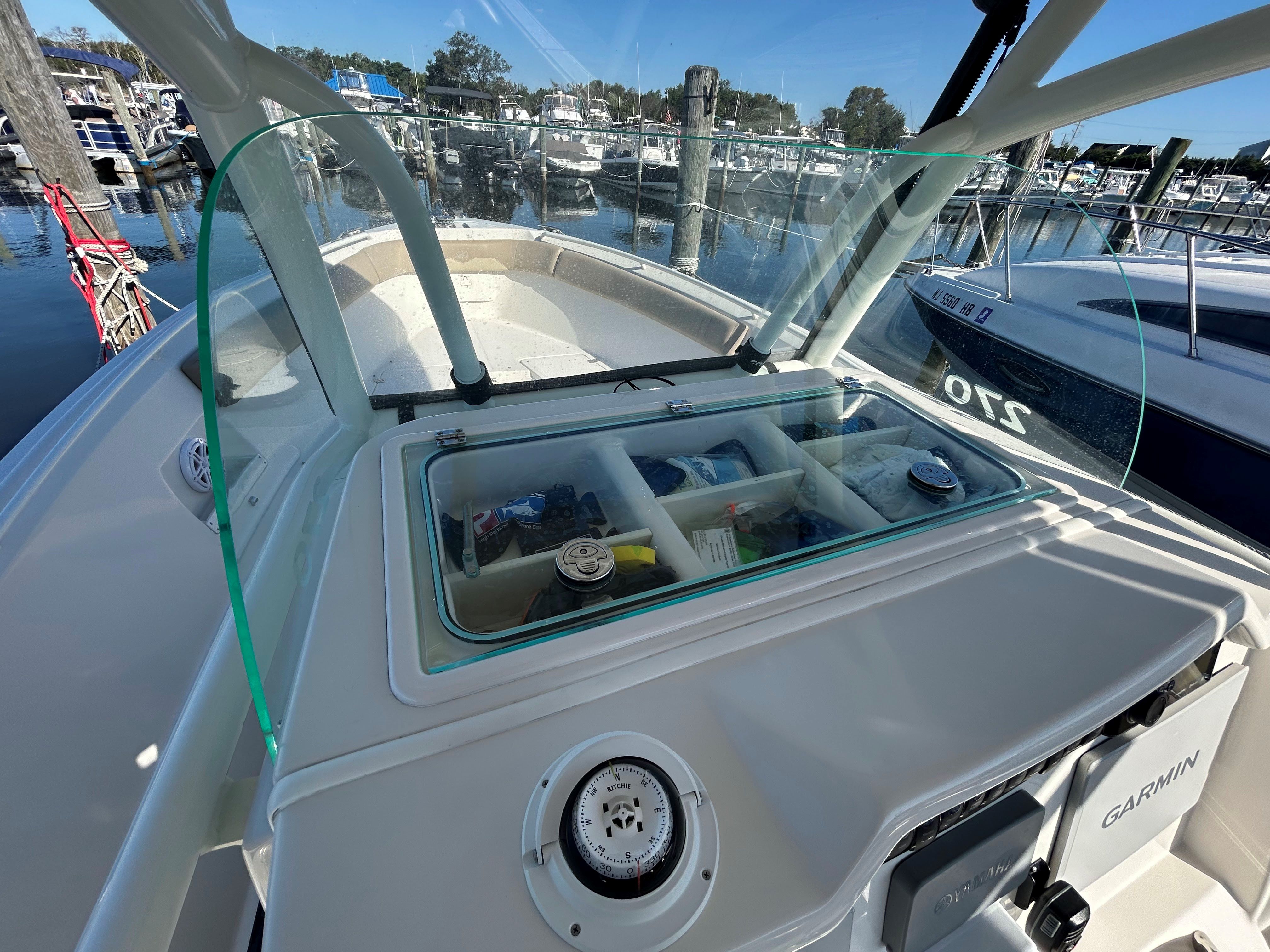 2019 Sailfish 270 CC - Image 15