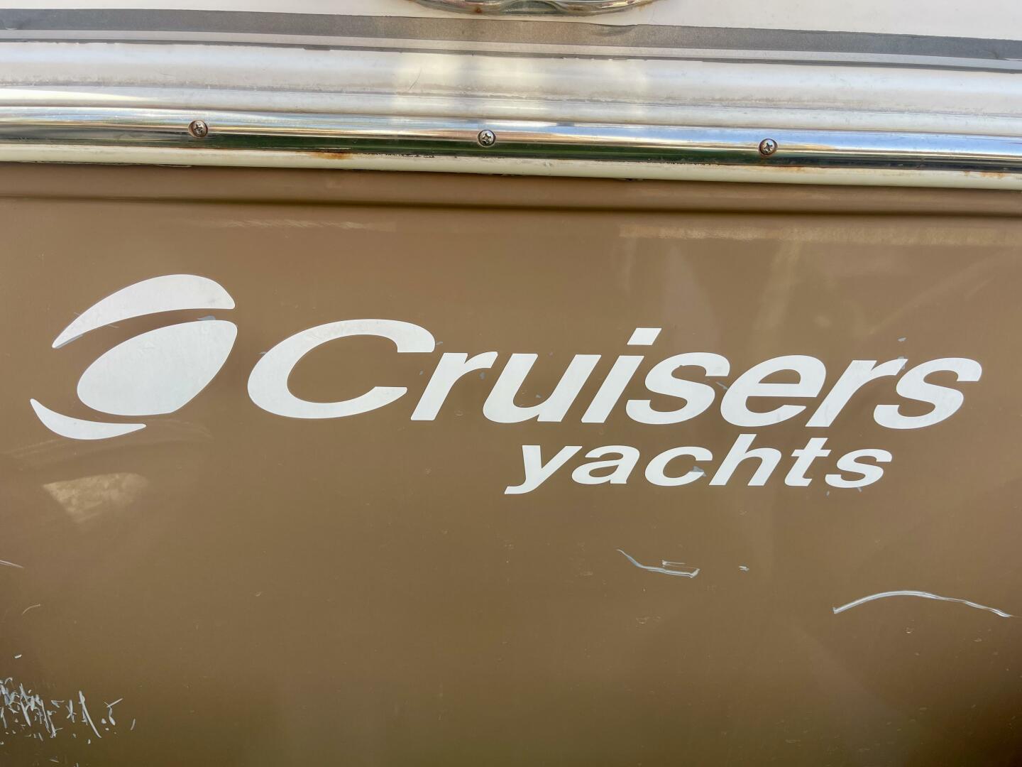 2006 Cruisers Yachts 420 Express - Image 2