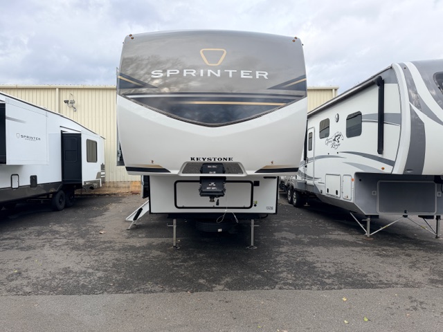 2026 Keystone Sprinter 3980FBS - Image 3